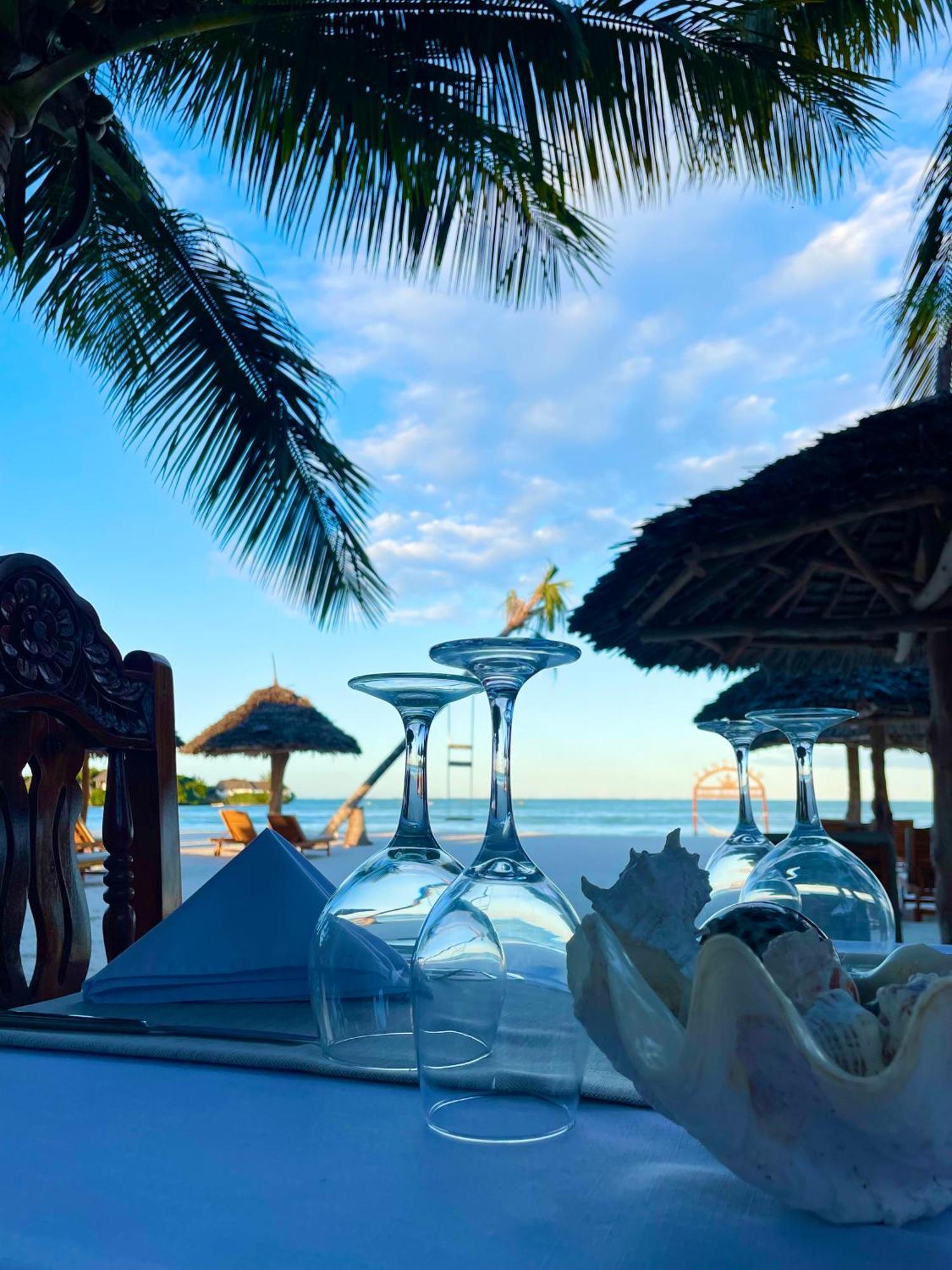 Karibu Beach Resort Pongwe Zewnętrze zdjęcie