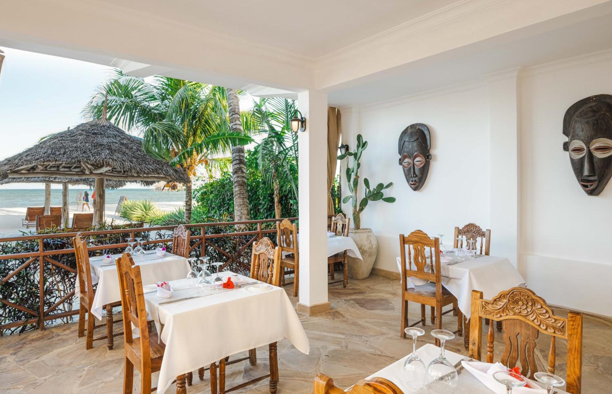 Karibu Beach Resort Pongwe Zewnętrze zdjęcie