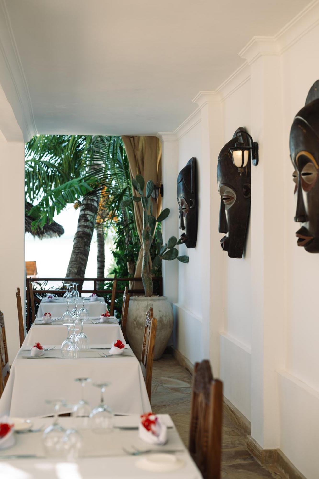 Karibu Beach Resort Pongwe Zewnętrze zdjęcie